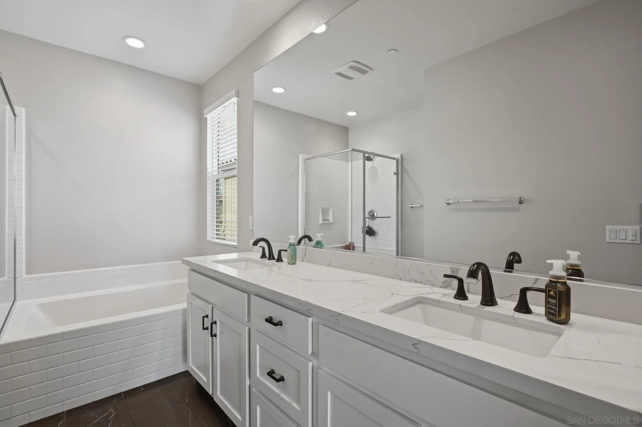 38457 Brookdale