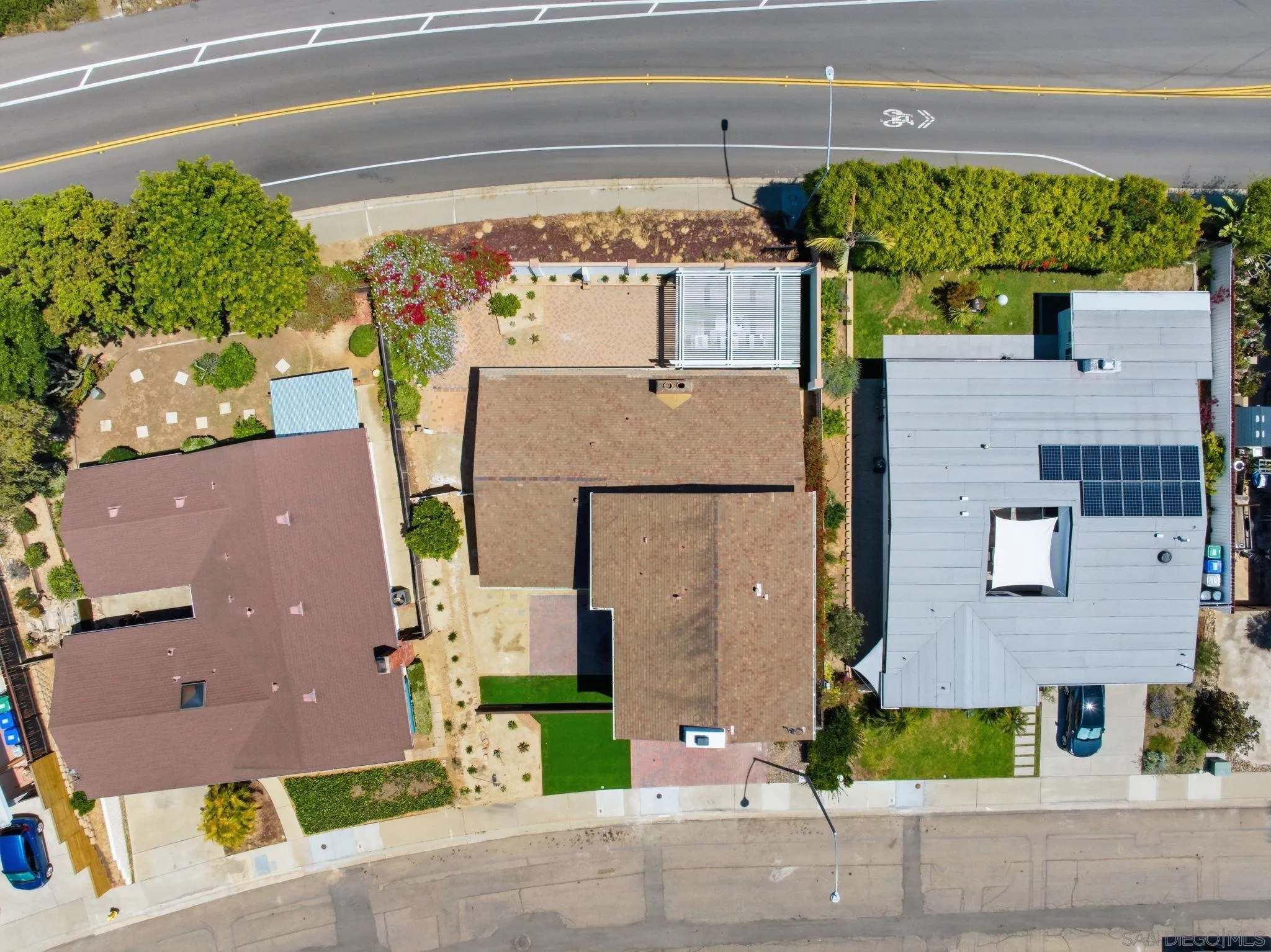 3855 Southview