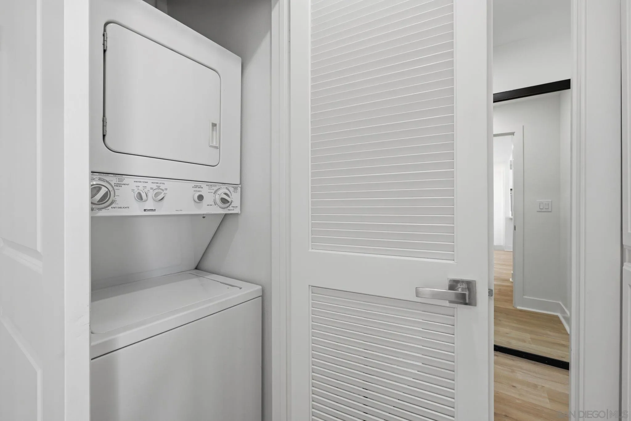 4013 Crown Point Unit 2