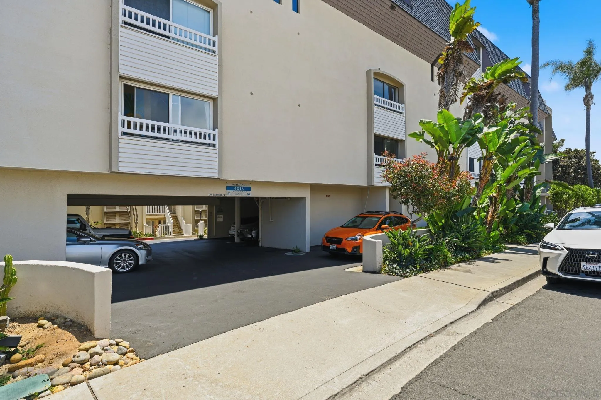 4013 Crown Point Unit 2