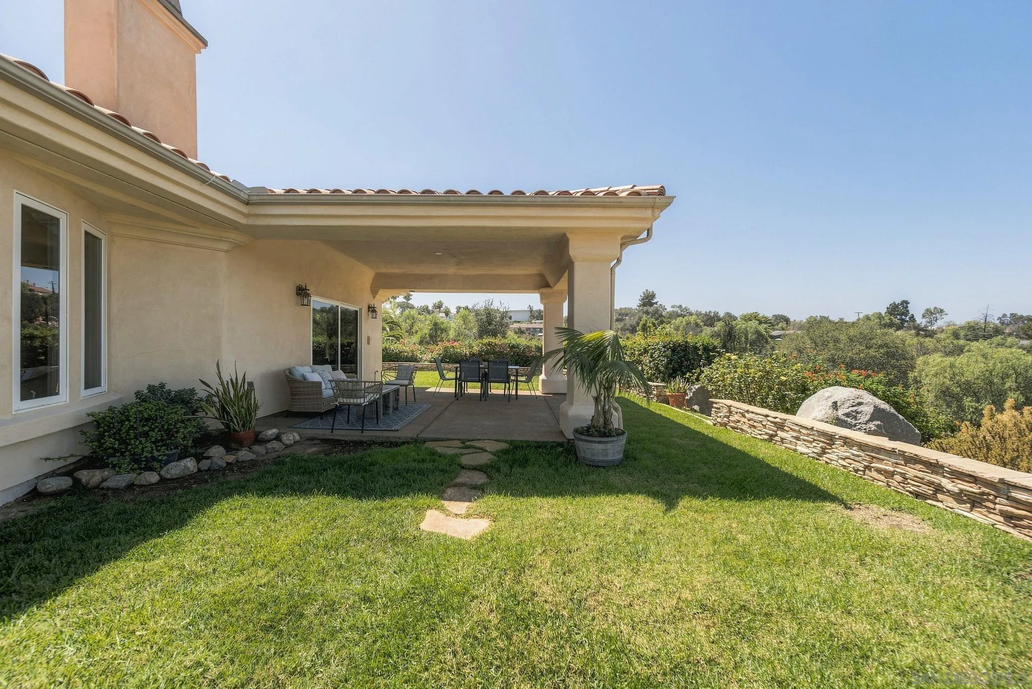 1990 Quail View Dr