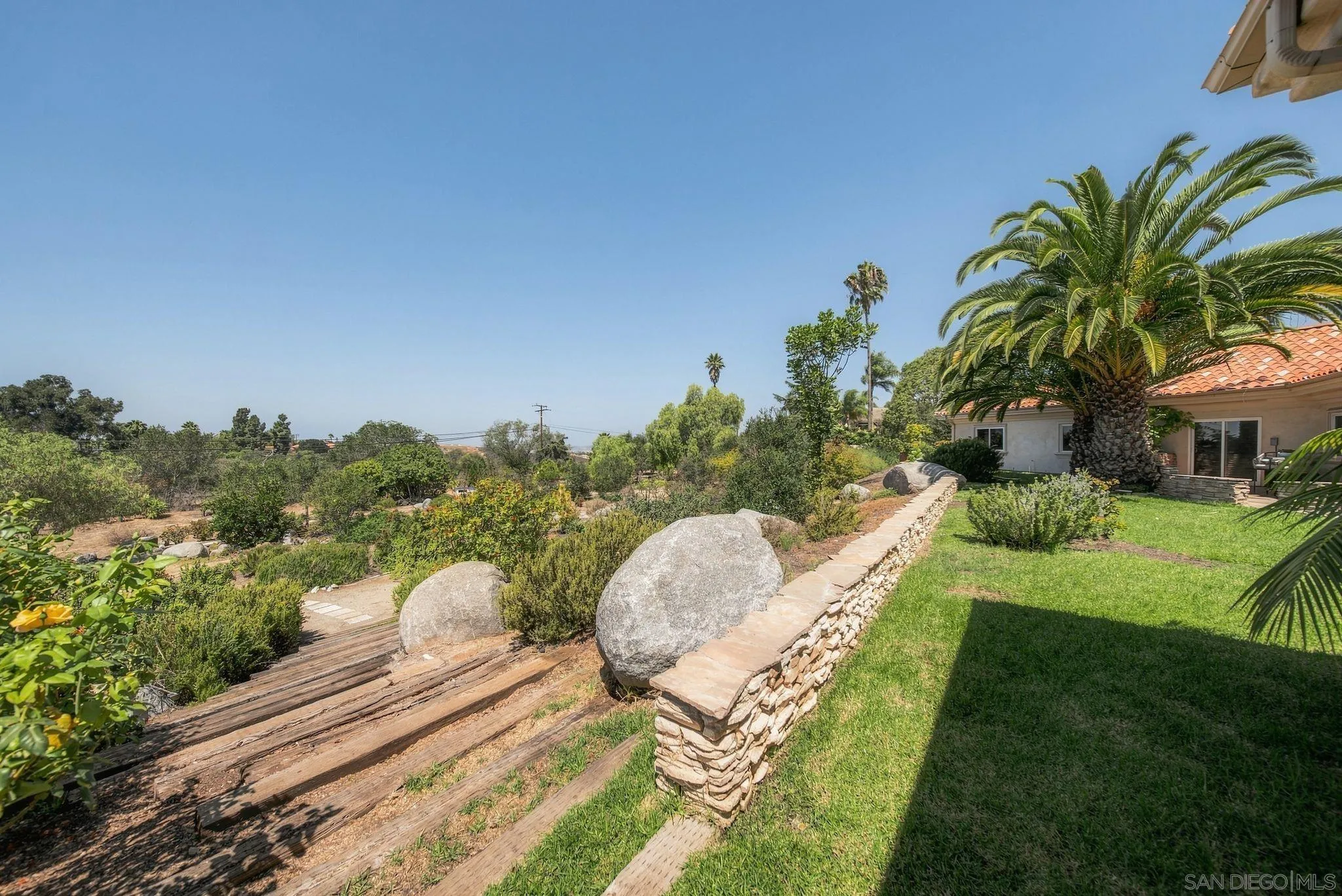 1990 Quail View Dr