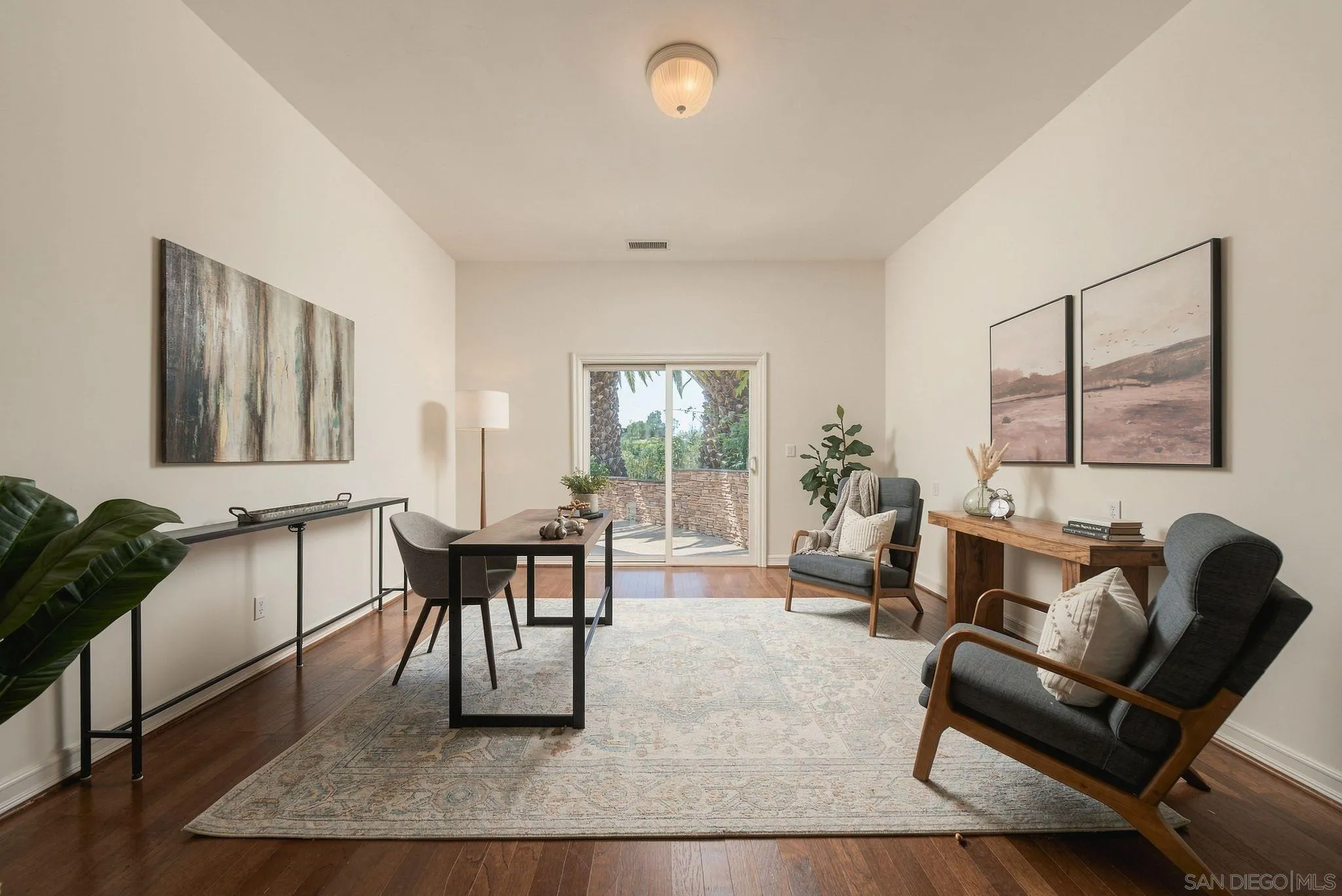 1990 Quail View Dr