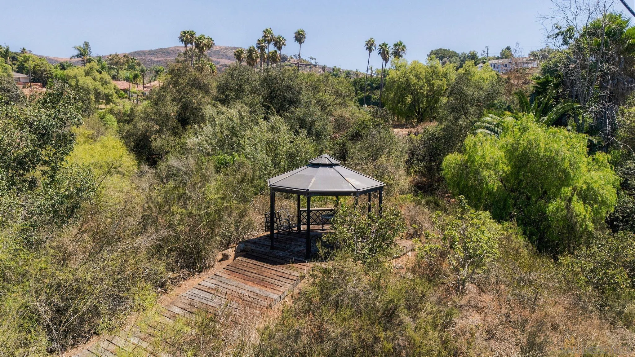 1990 Quail View Dr