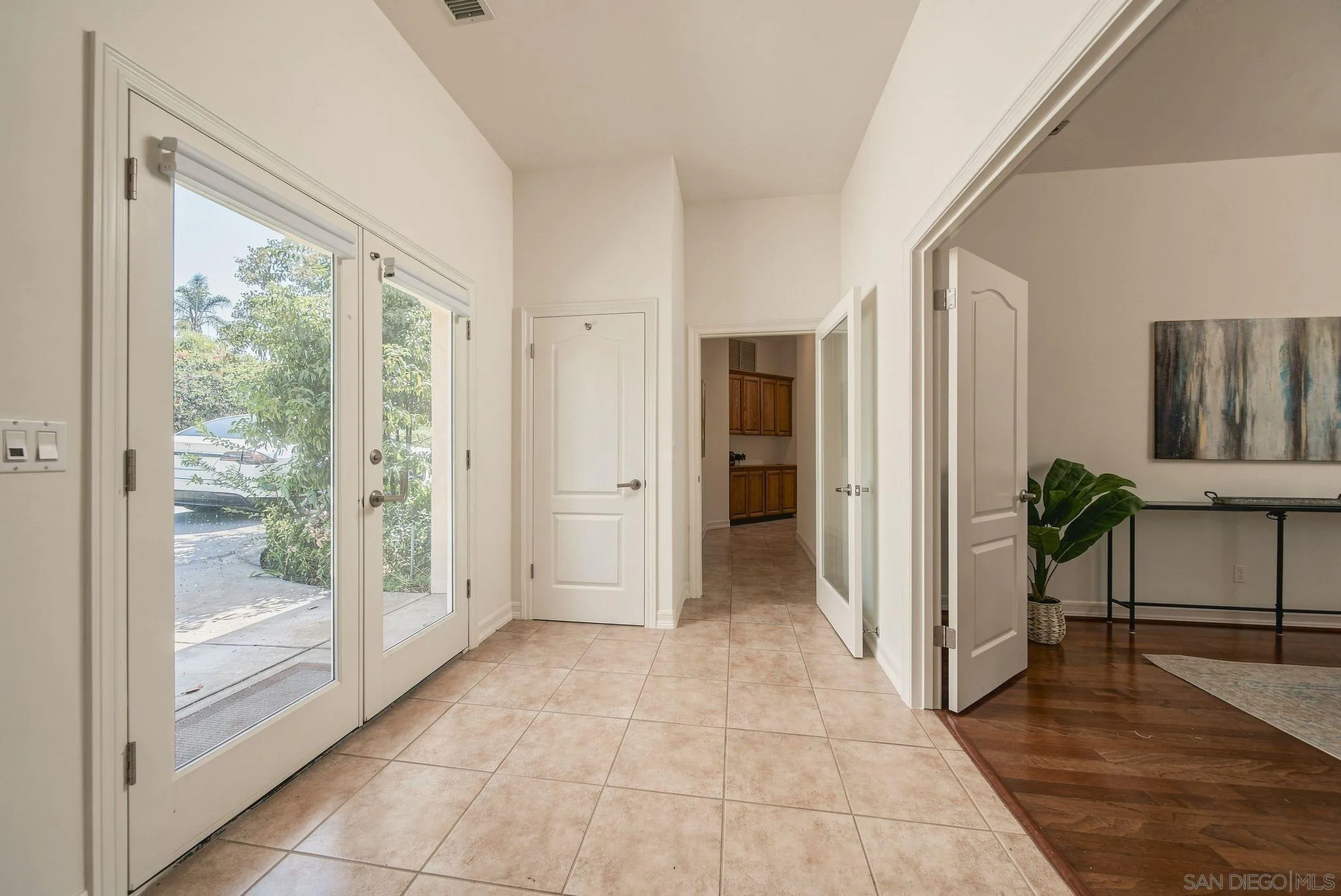 1990 Quail View Dr