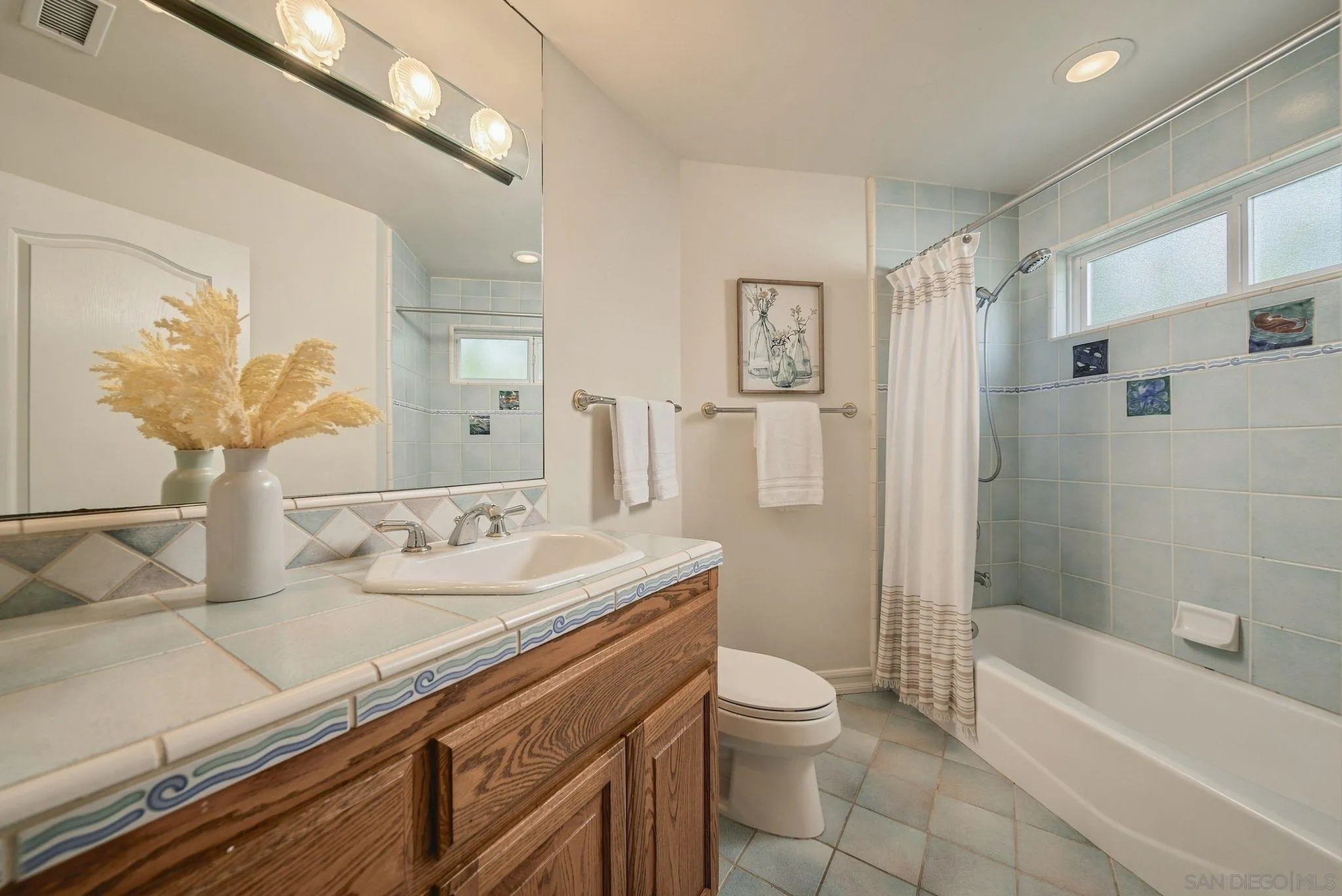 1990 Quail View Dr