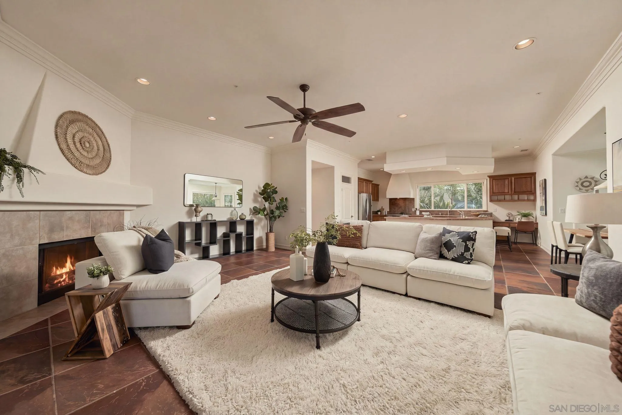 1990 Quail View Dr