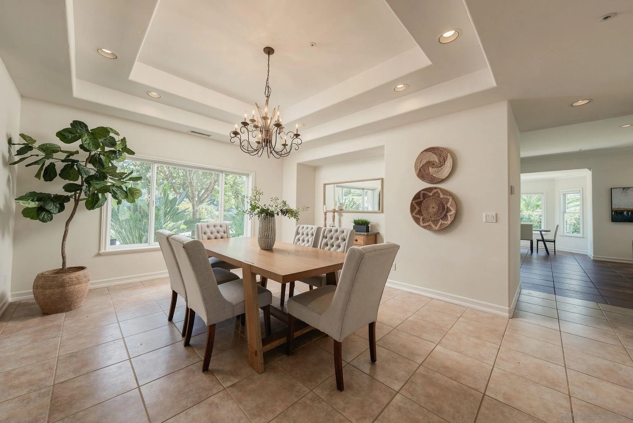 1990 Quail View Dr