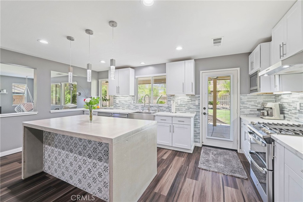 34123 Zinnia Court