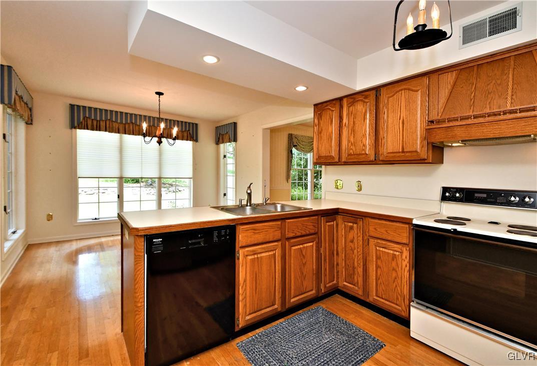 4933 Skytop Drive