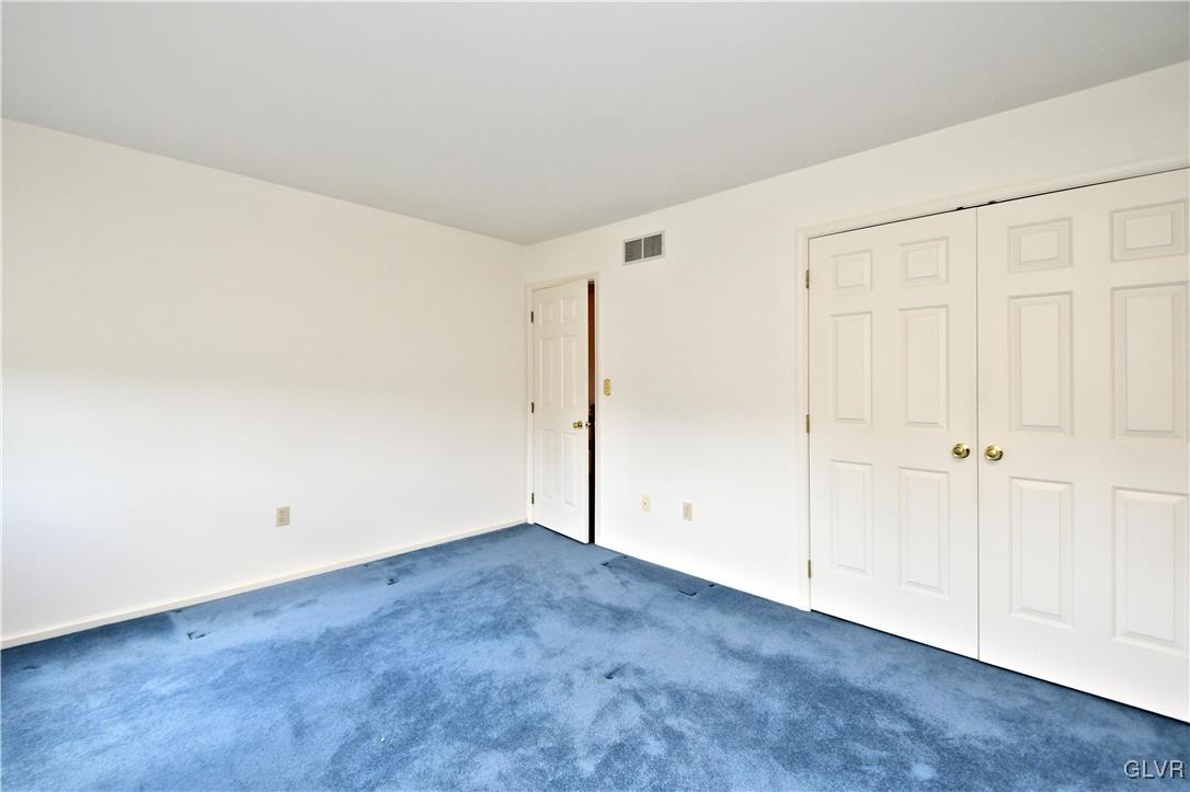 4933 Skytop Drive