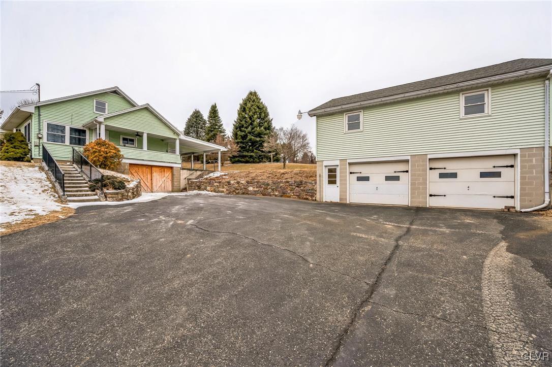 6435 Pohopoco Drive