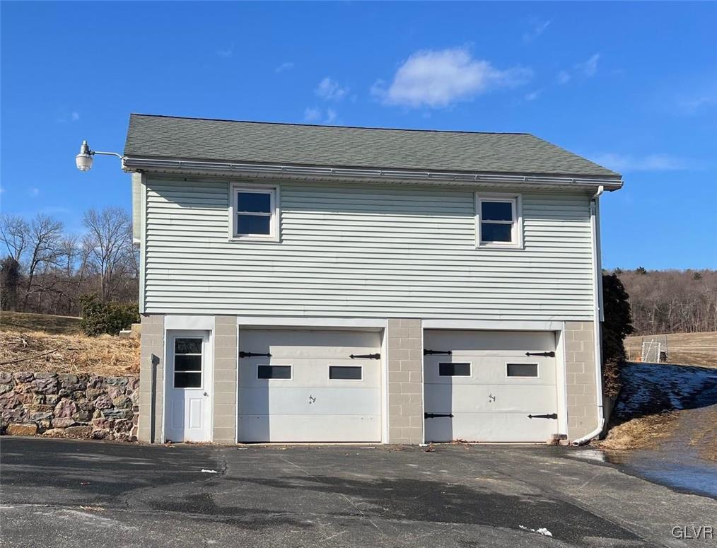 6435 Pohopoco Drive