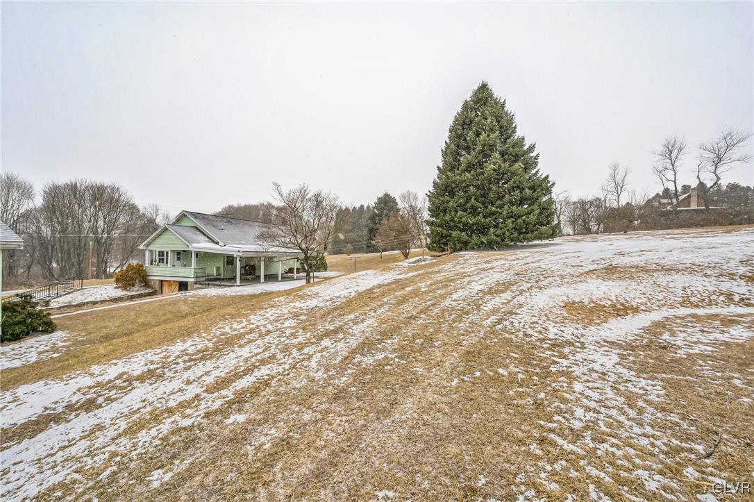 6435 Pohopoco Drive