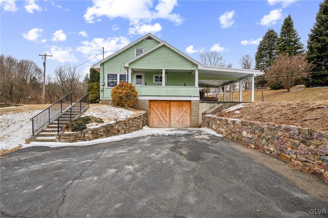 6435 Pohopoco Drive