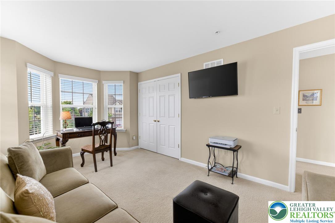 5440 West Spring Ridge Drive