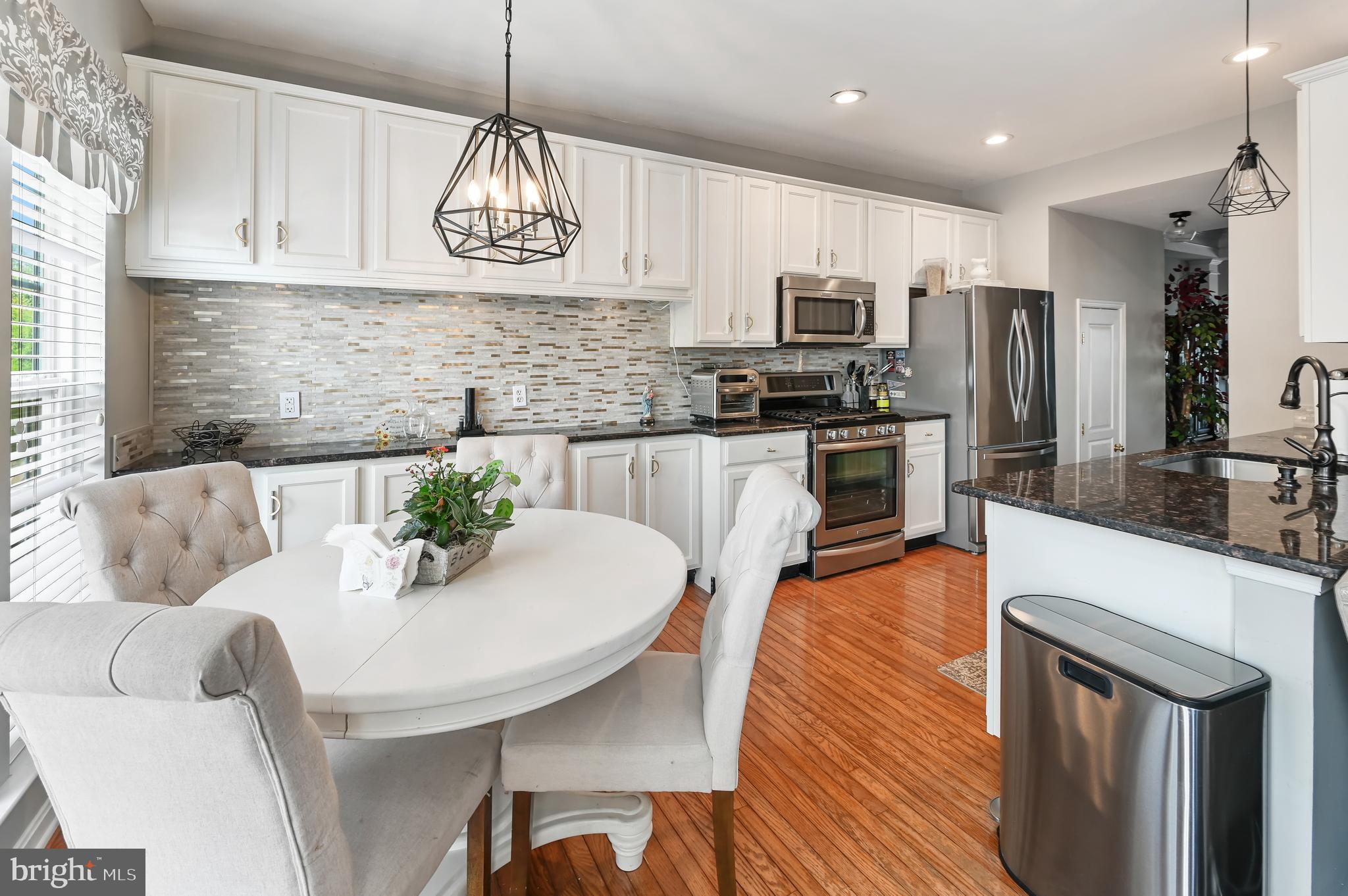 73 AVALON COURT 1204