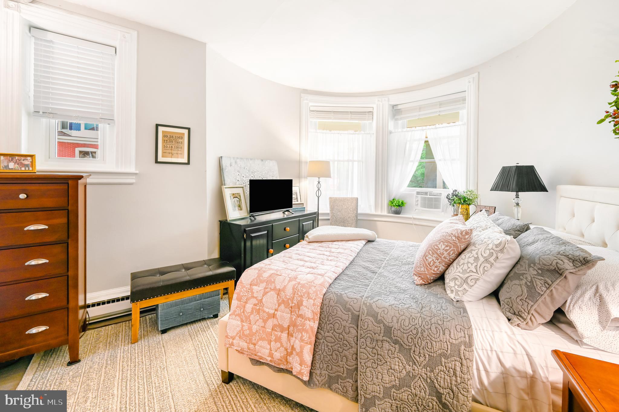 117 W ASHLAND STREET 1B
