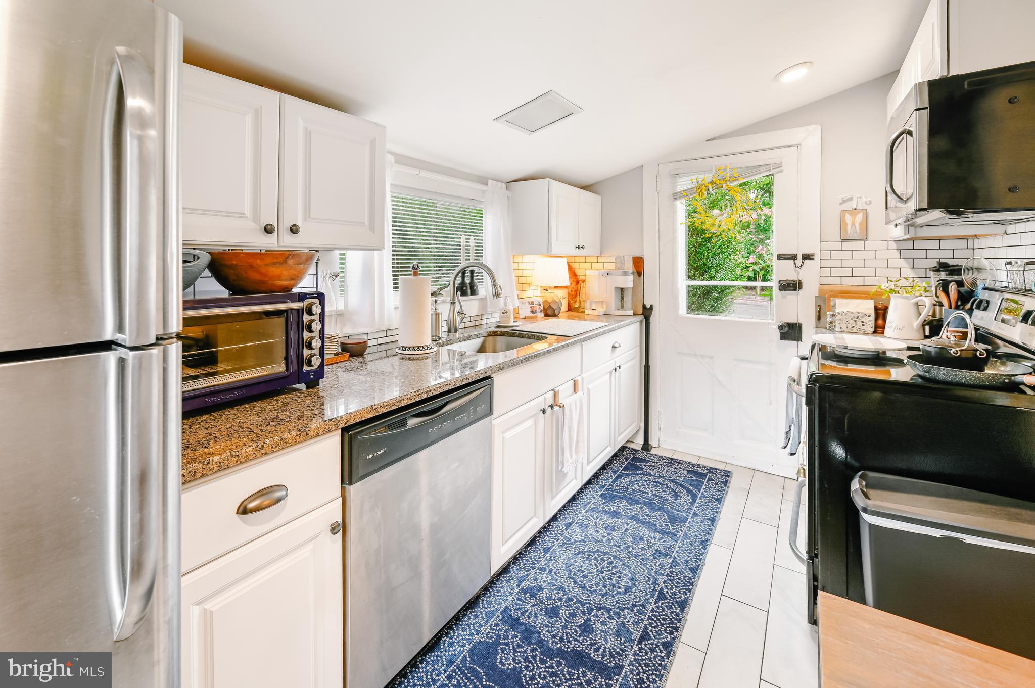 117 W ASHLAND STREET 1B