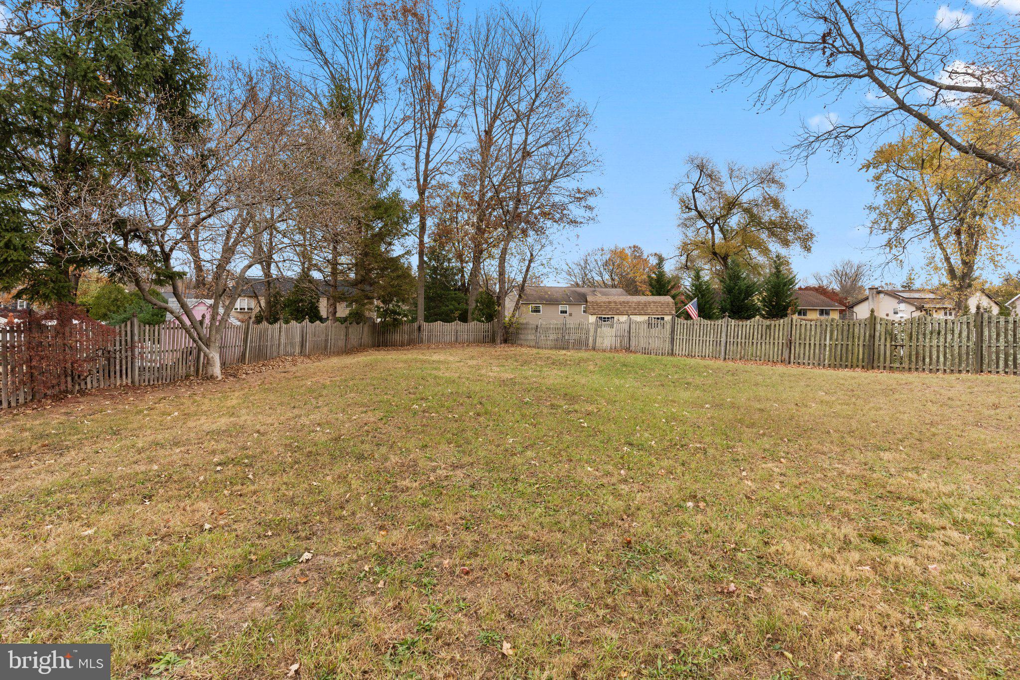 1833 SADDLE DRIVE