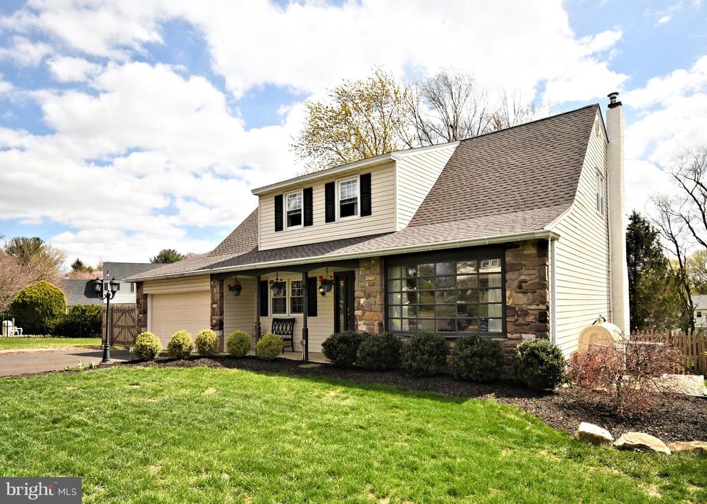 102 LONGVIEW DRIVE