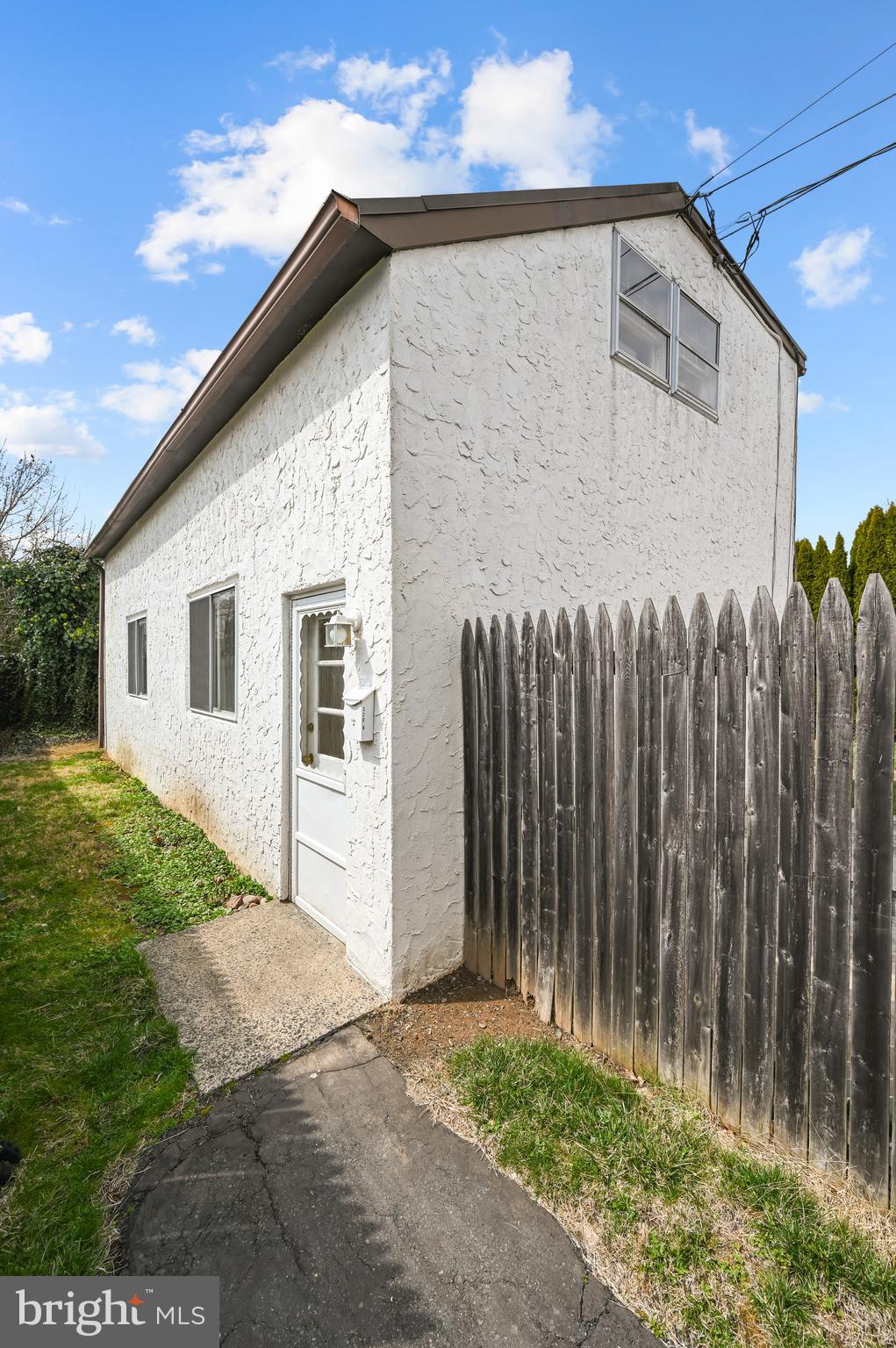 320 ELM STREET