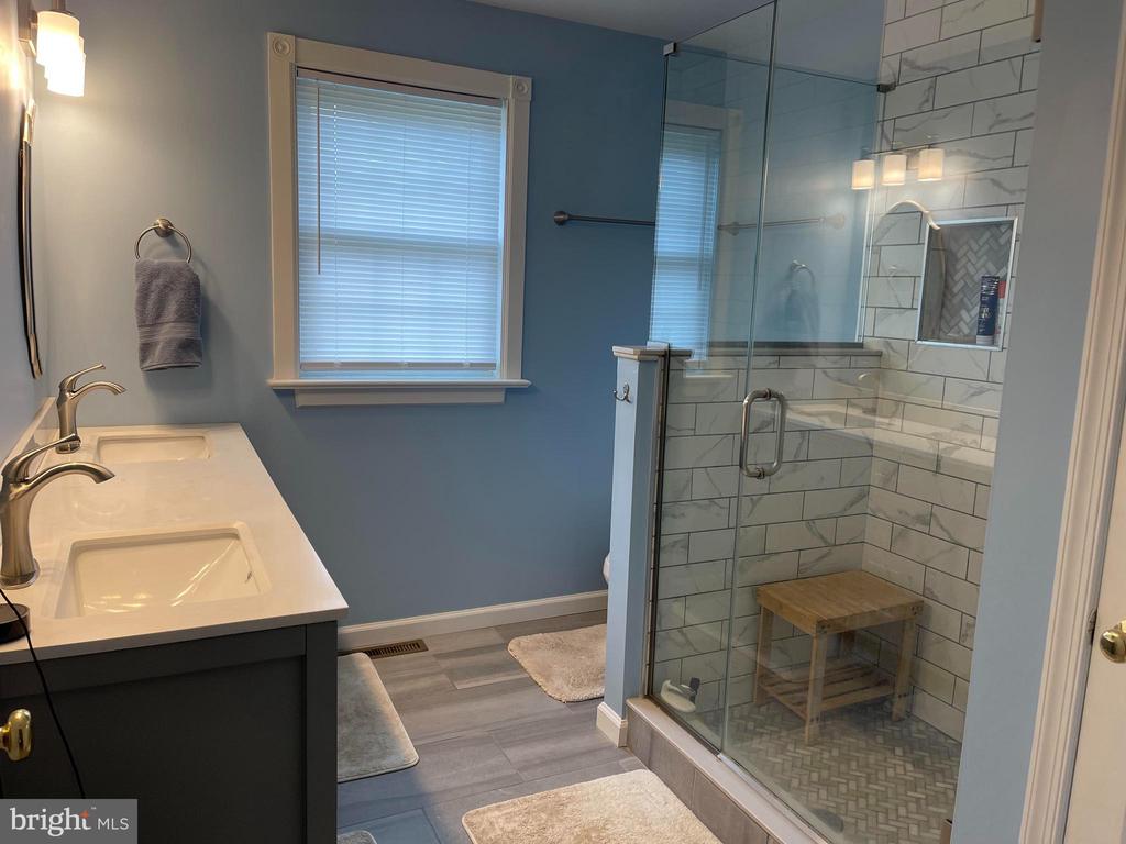 229 SOUDER LANE