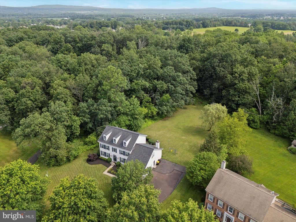 16 ENDSLOW LANE