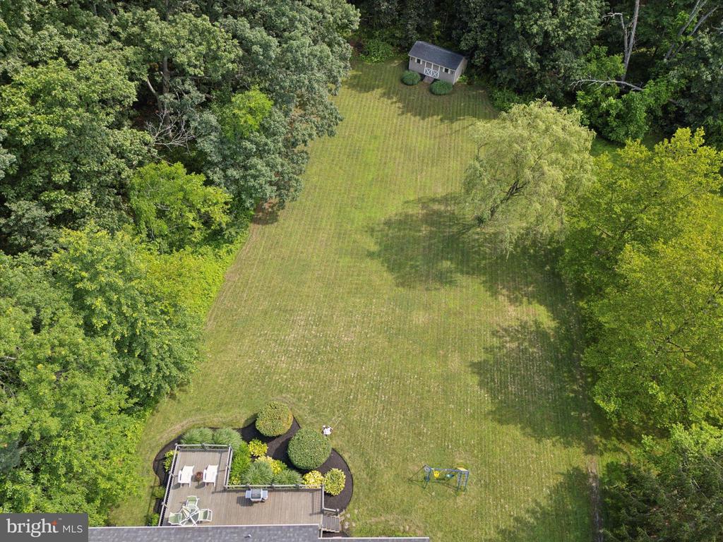 16 ENDSLOW LANE