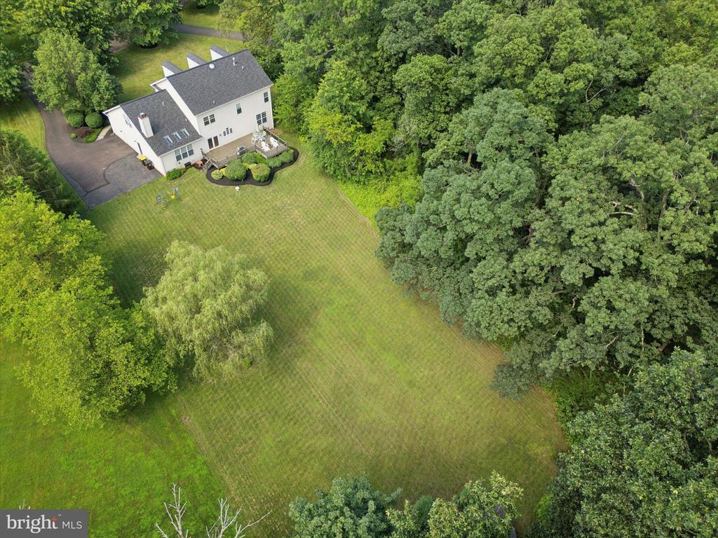 16 ENDSLOW LANE