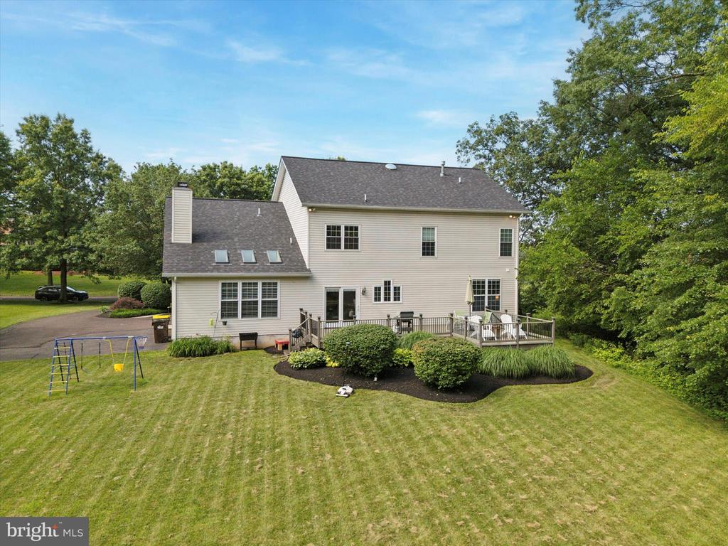 16 ENDSLOW LANE
