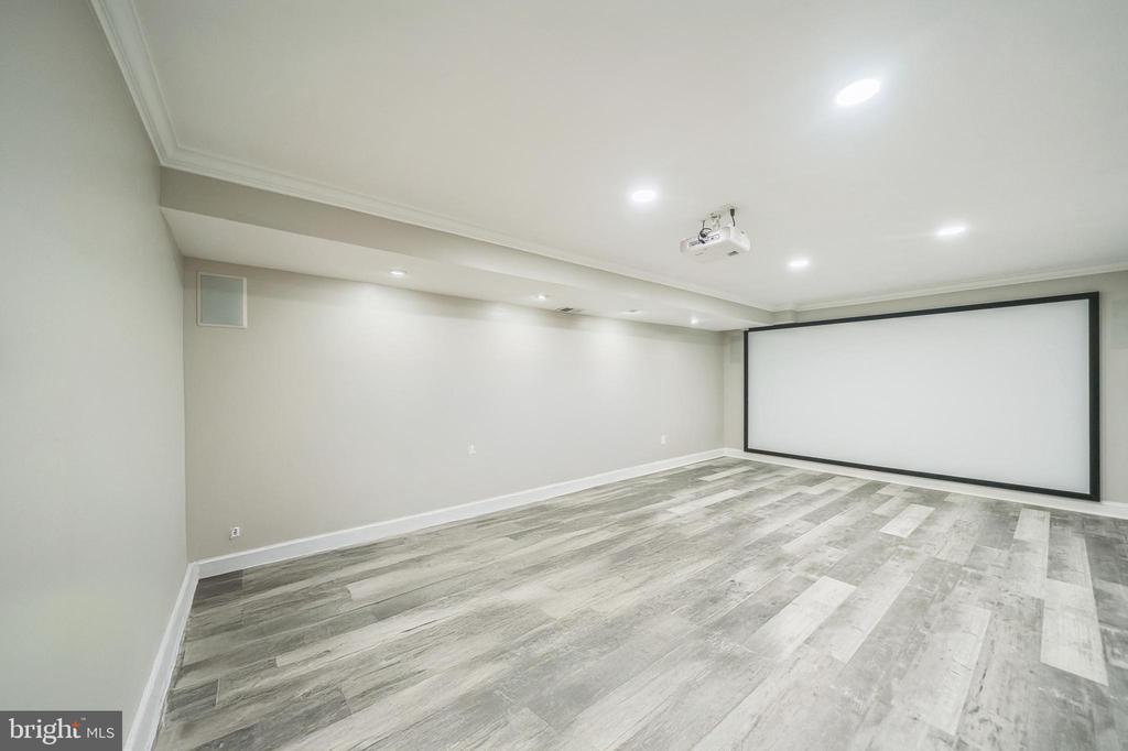 447 MAREGAN DRIVE