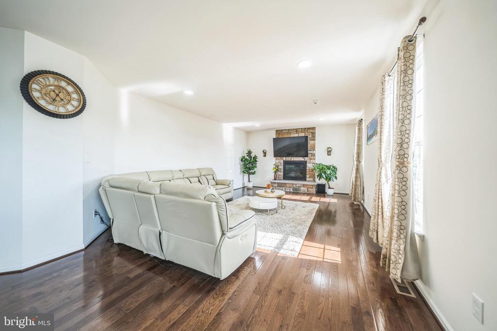 447 MAREGAN DRIVE