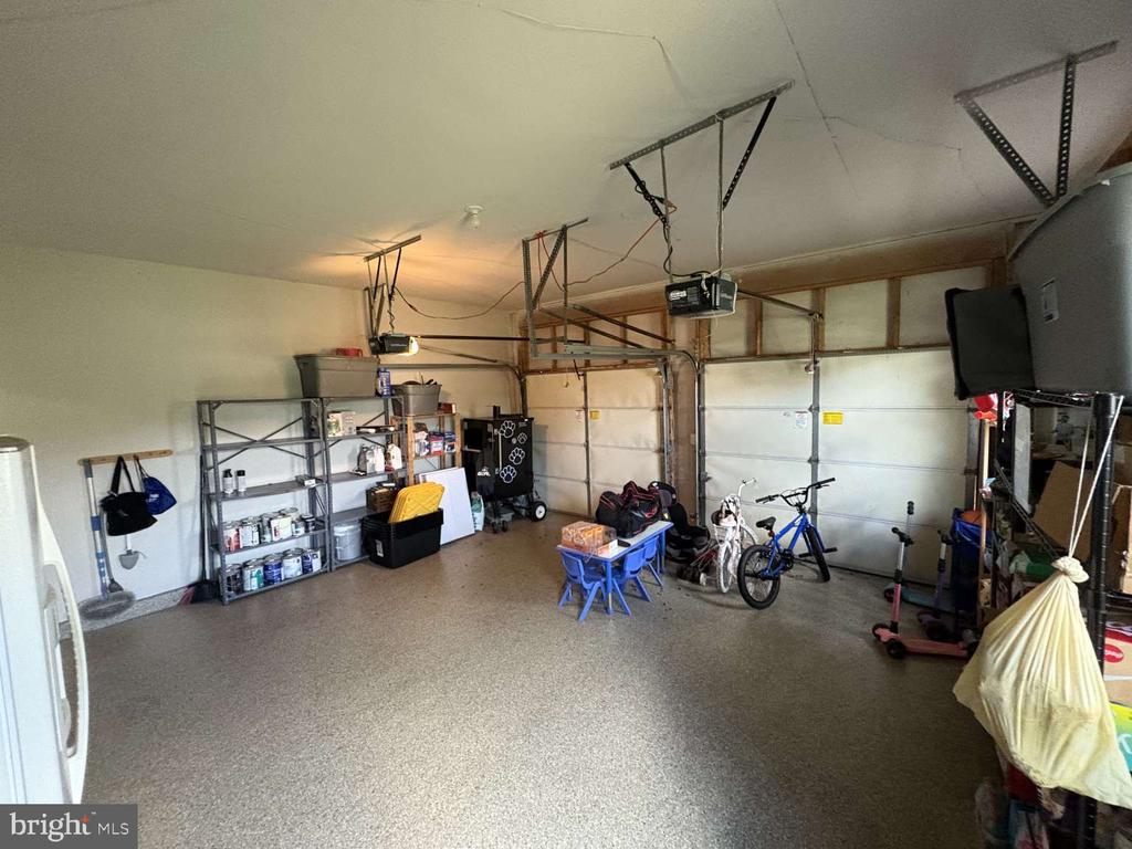 1407 BAYBERRY DRIVE