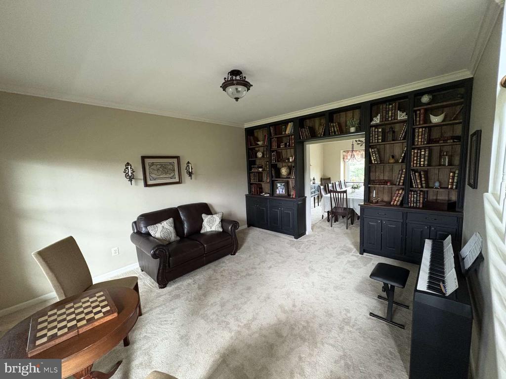 1407 BAYBERRY DRIVE