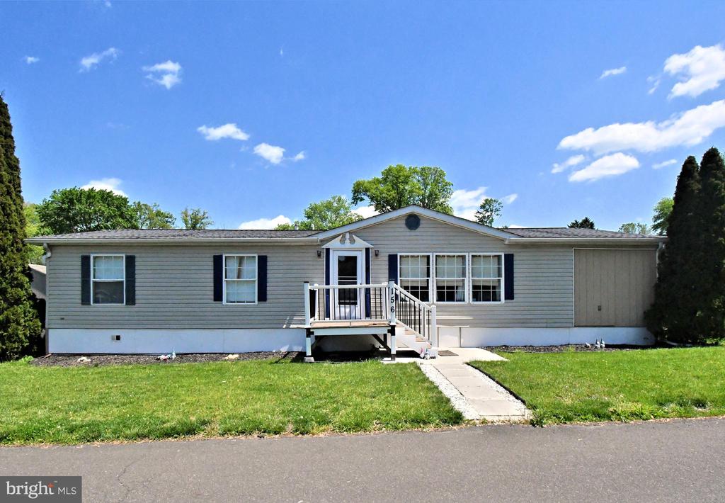 156 VAUX DRIVE