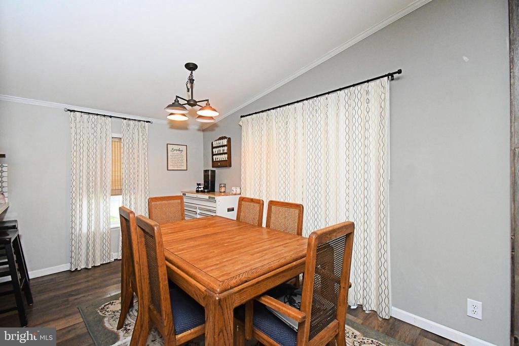156 VAUX DRIVE