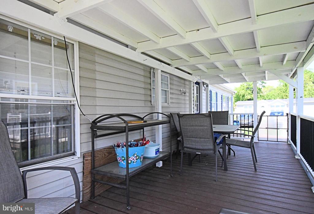 156 VAUX DRIVE