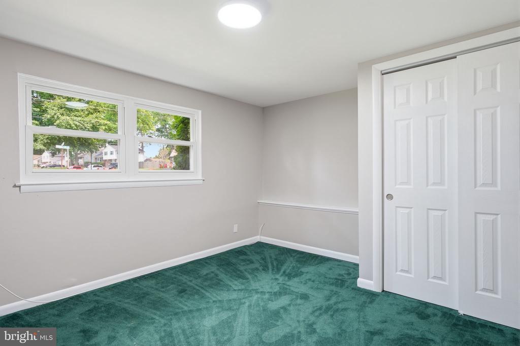 688 FAIRFIELD DRIVE