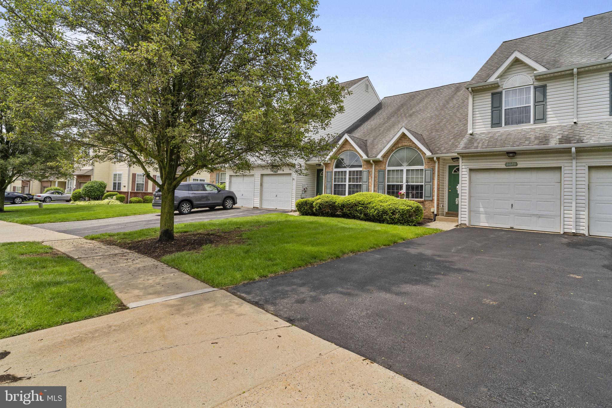 8077 CROSS CREEK CIRCLE
