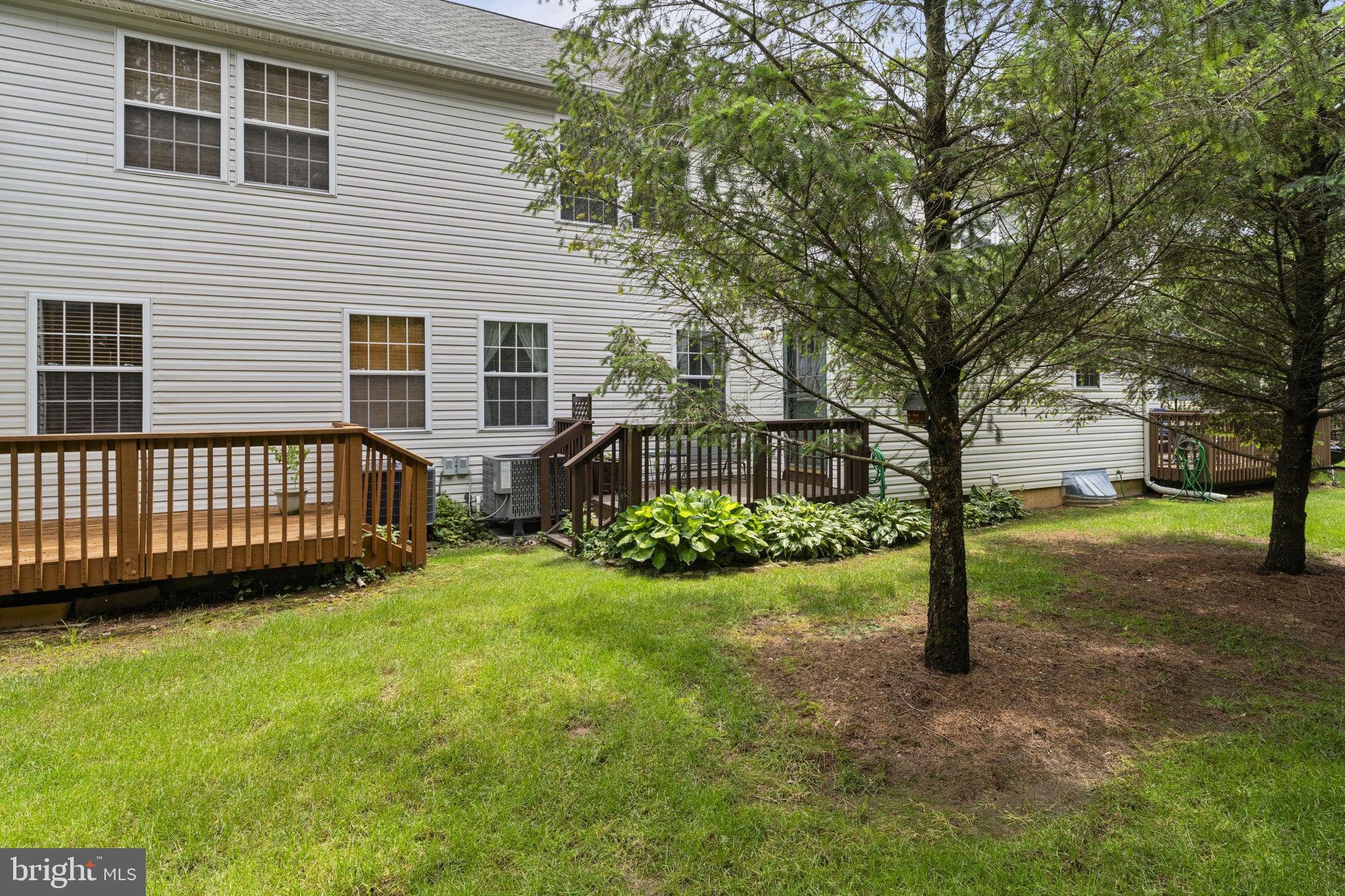 8077 CROSS CREEK CIRCLE