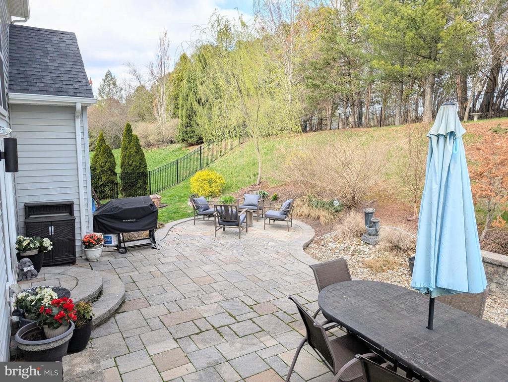 1029 CREEKVIEW DRIVE