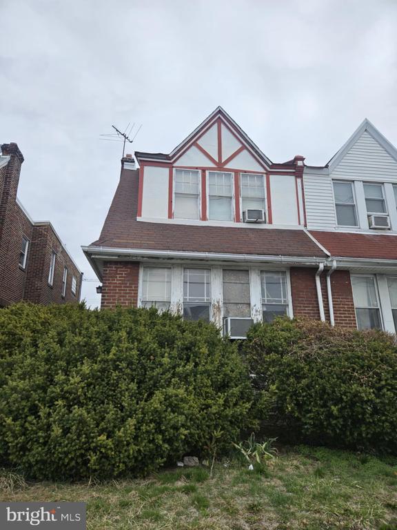 1421 SAINT VINCENT STREET