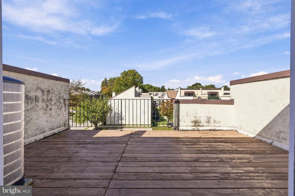 7601 CRITTENDEN STREET Unit: G10