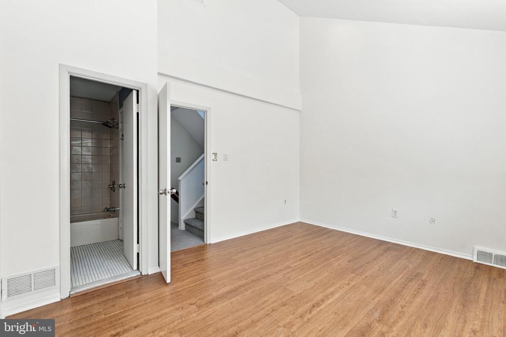 7601 CRITTENDEN STREET Unit: G10