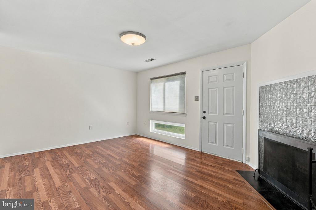 7601 CRITTENDEN STREET Unit: G10