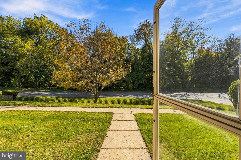 7601 CRITTENDEN STREET Unit: G10