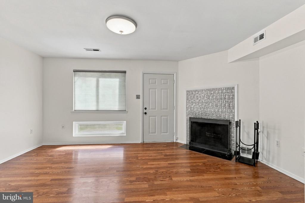 7601 CRITTENDEN STREET Unit: G10