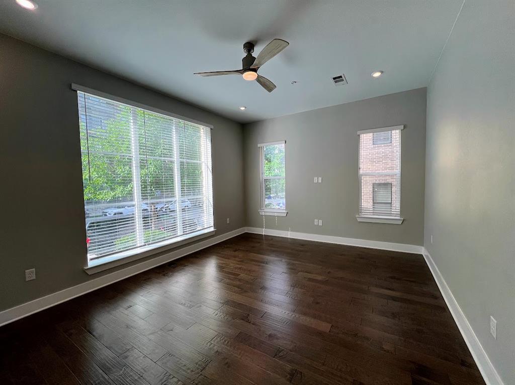 4405 Jackson Ave # 3101