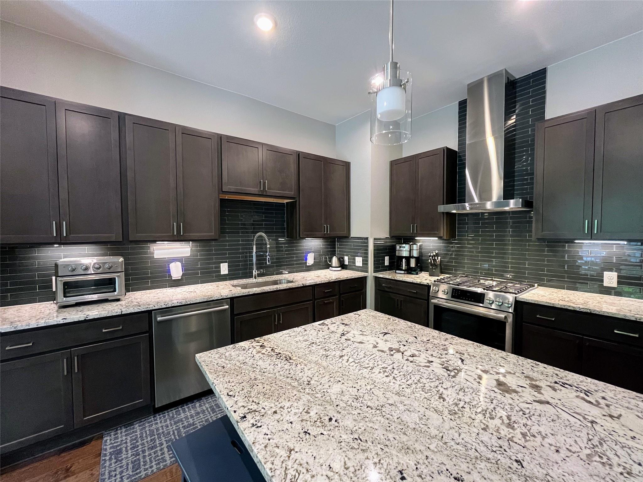 4405 Jackson Ave # 3101